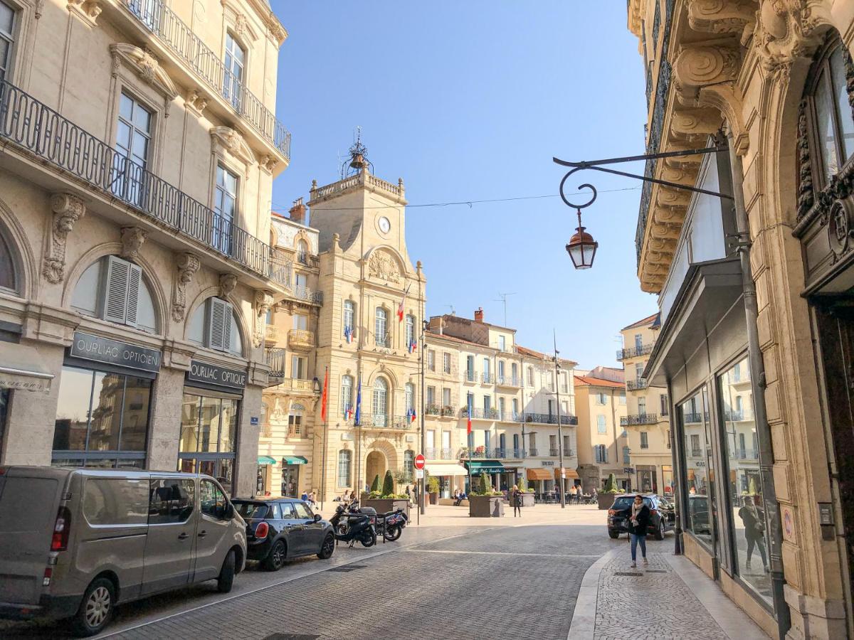 Place De La Mairie, Art Apparts Beziers Bagian luar foto