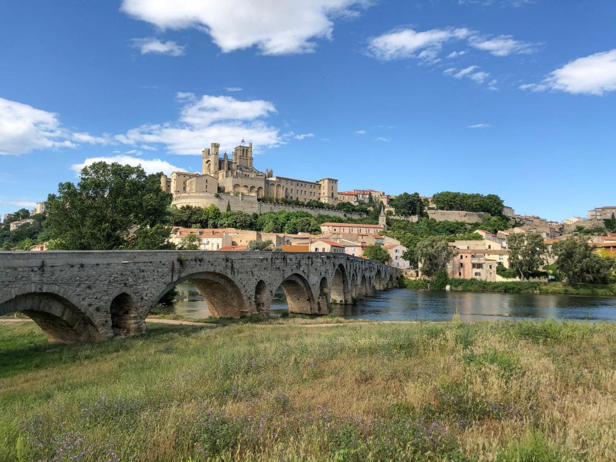 Place De La Mairie, Art Apparts Beziers Bagian luar foto